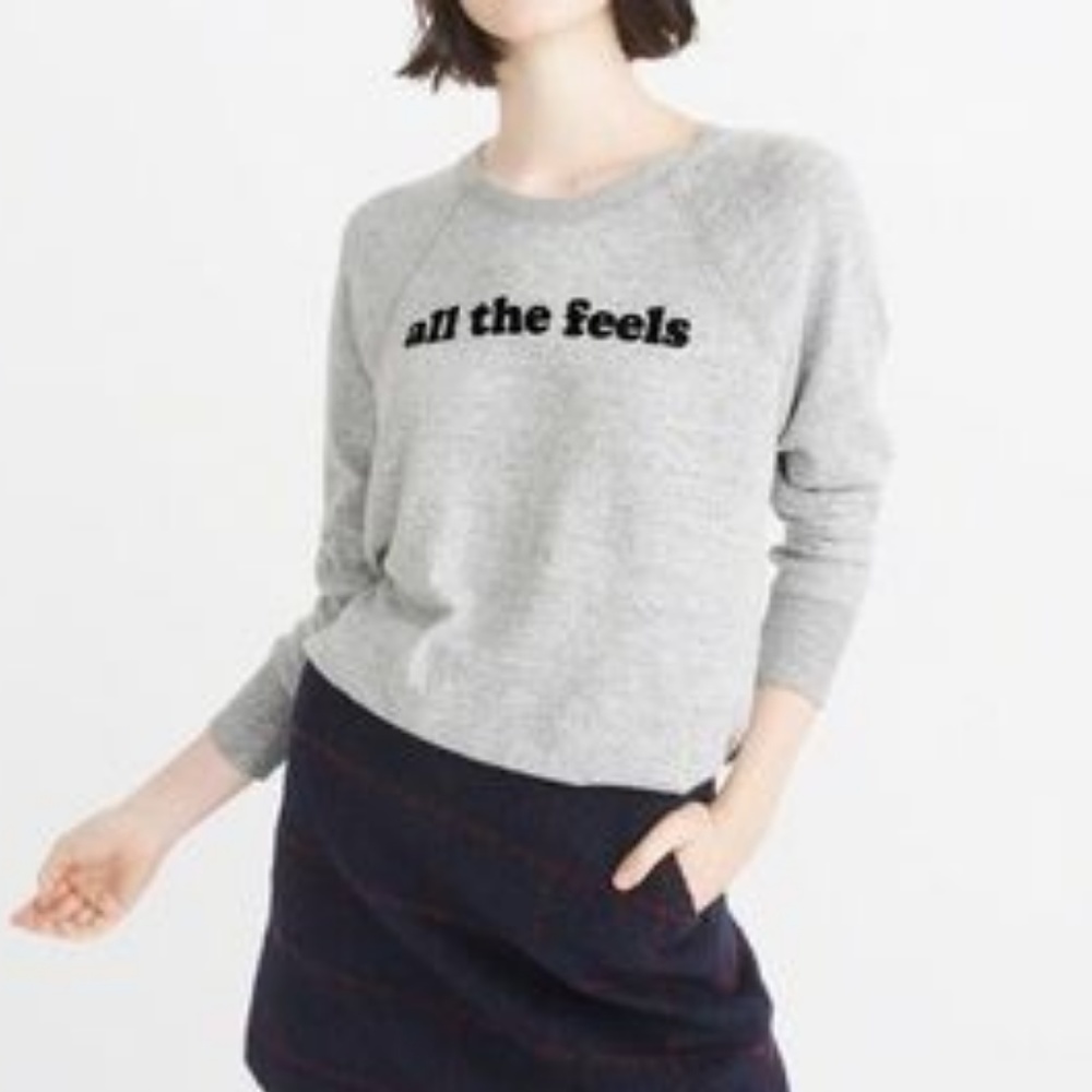 A&F Cozy Knit Gray Long Sleeve Graphic Tee